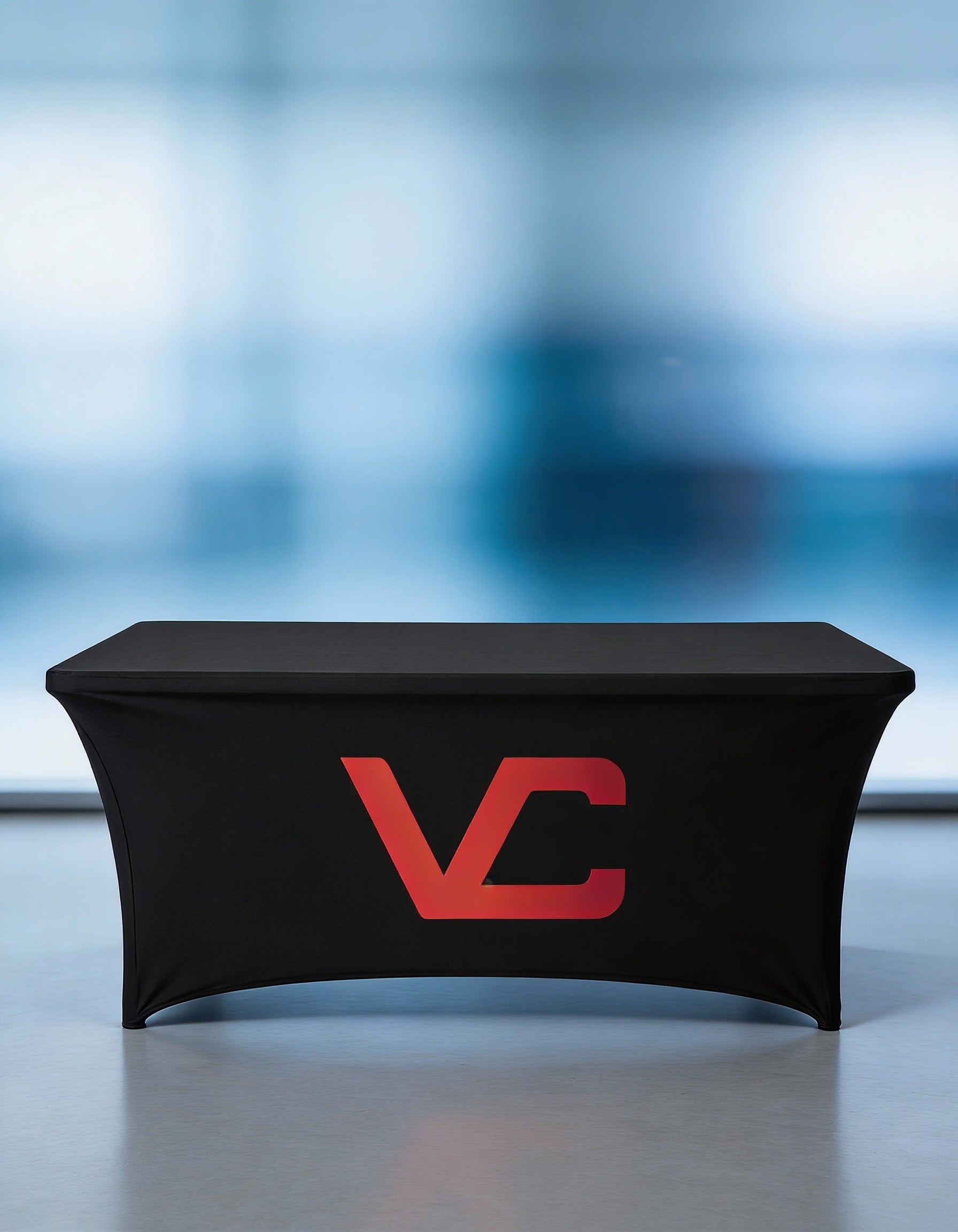 STRETCHED TABLECLOTHS